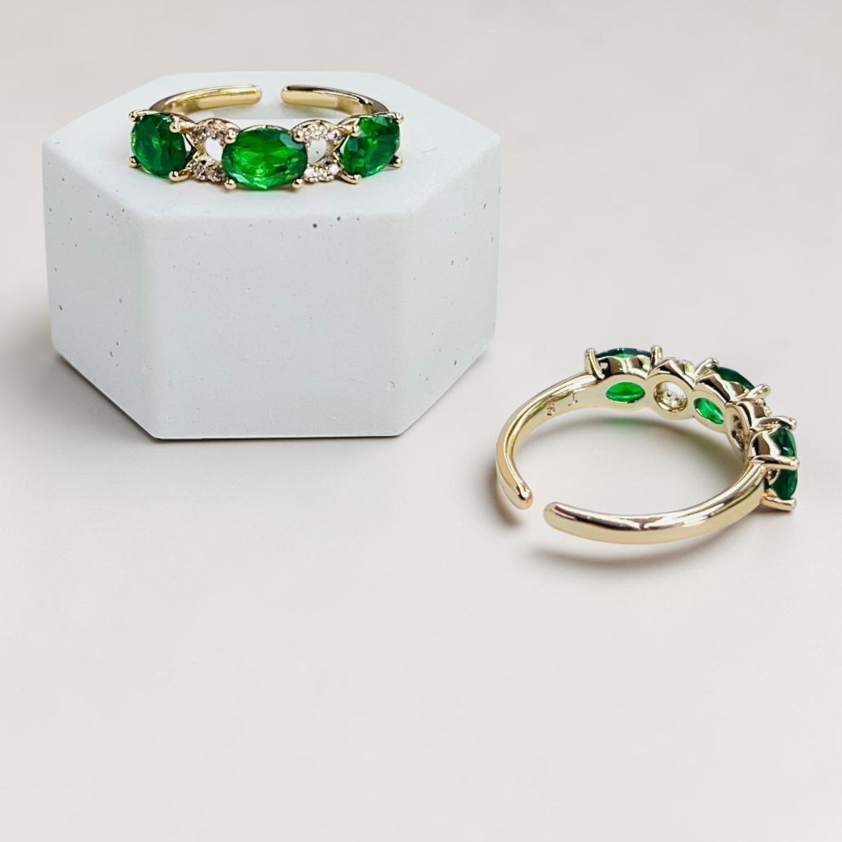 ANILLO