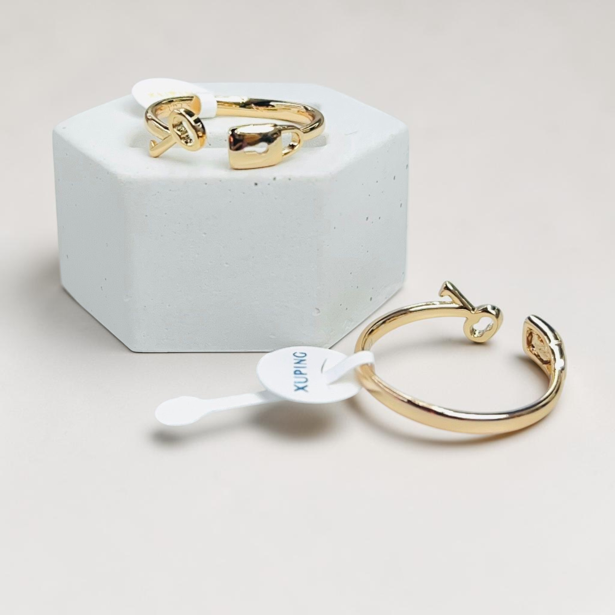 ANILLO