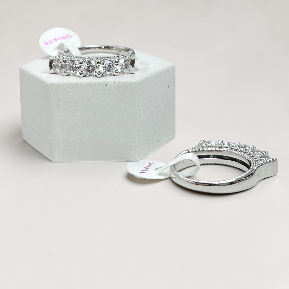 ANILLO