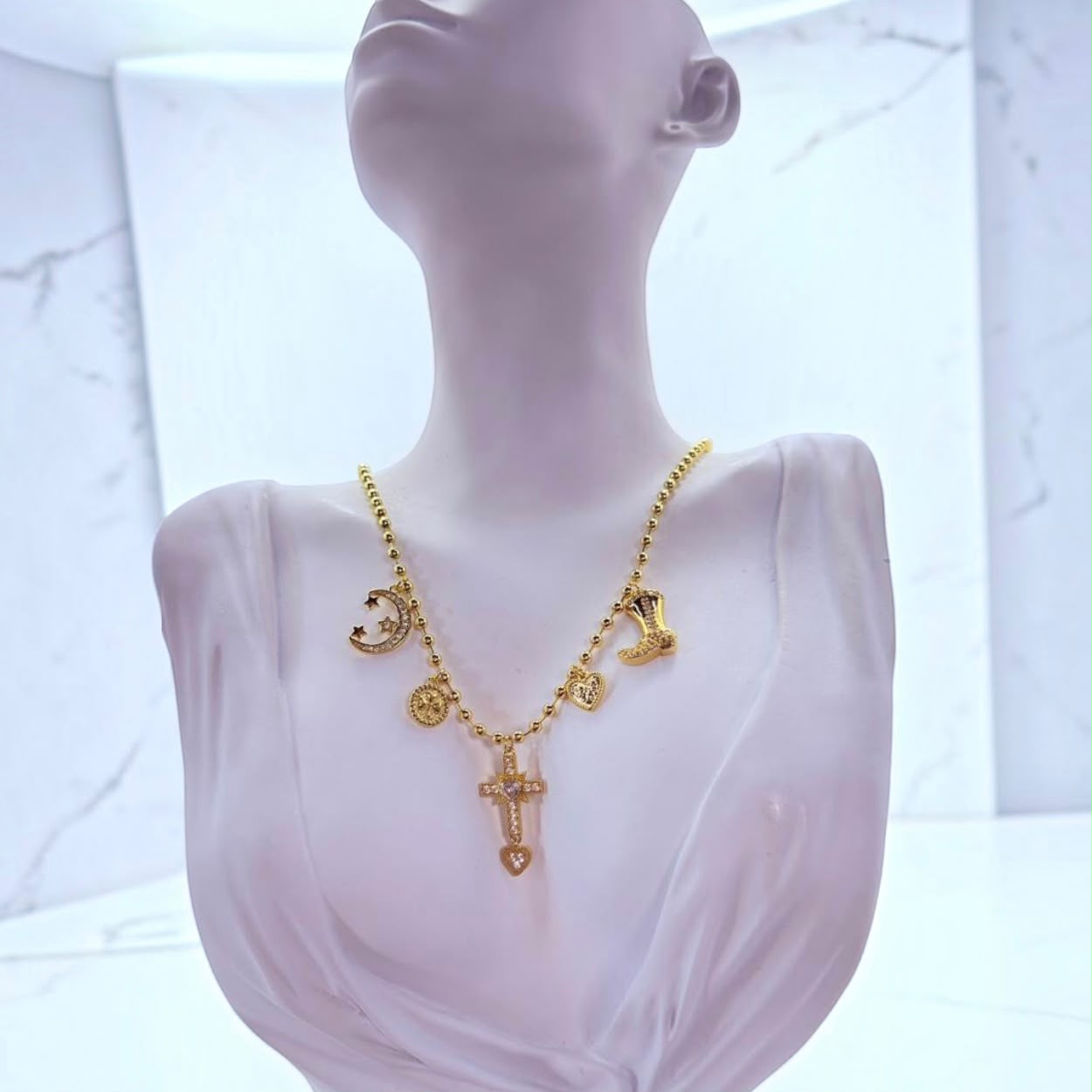 COLLAR